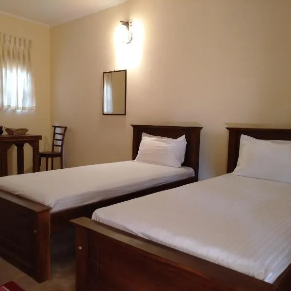 New Sanmi Resort, hotel in Kaduwela