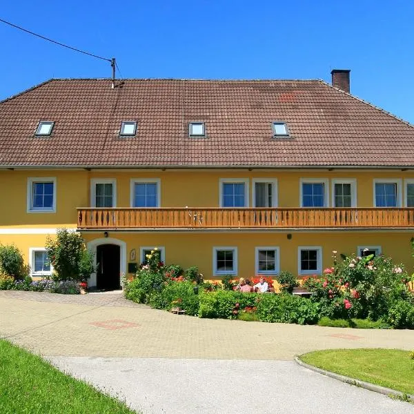 Ferienhof am Landsberg, hotel v destinaci Obergrünburg