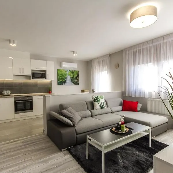 Grey Suites Pécs, hotel in Pécs