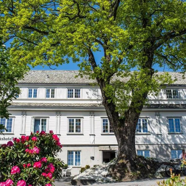 Verkshotellet Jørpeland, hotel v destinaci Jorpeland