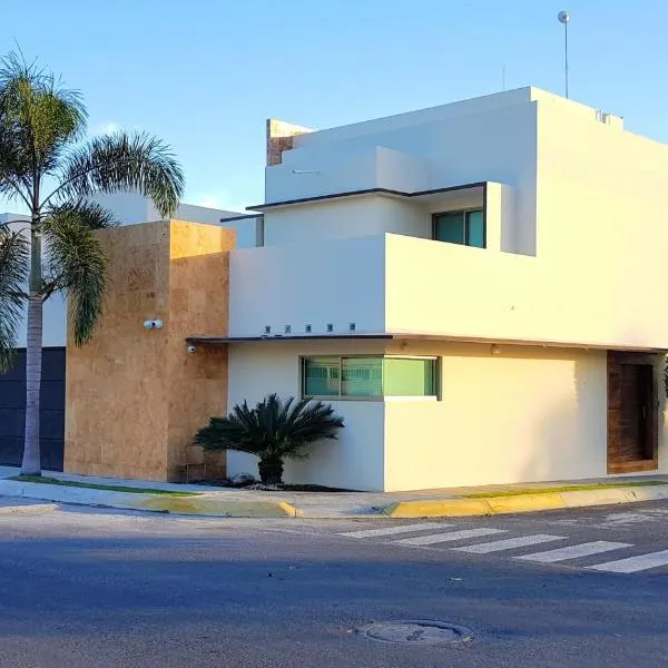 Suites Lagunas, hotel v destinaci Colima