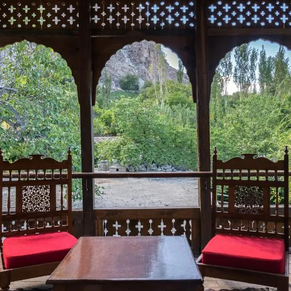 Serena Khaplu Palace, hotel in Khaplu