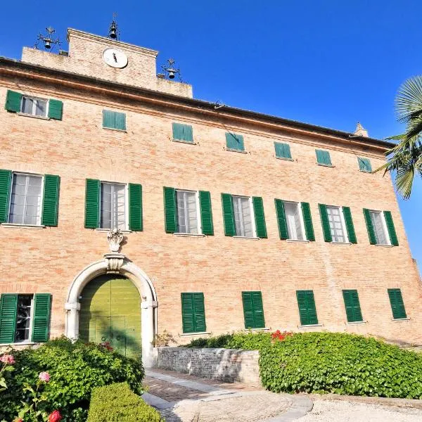 Castello Di Monterado, hotel Monteradóban