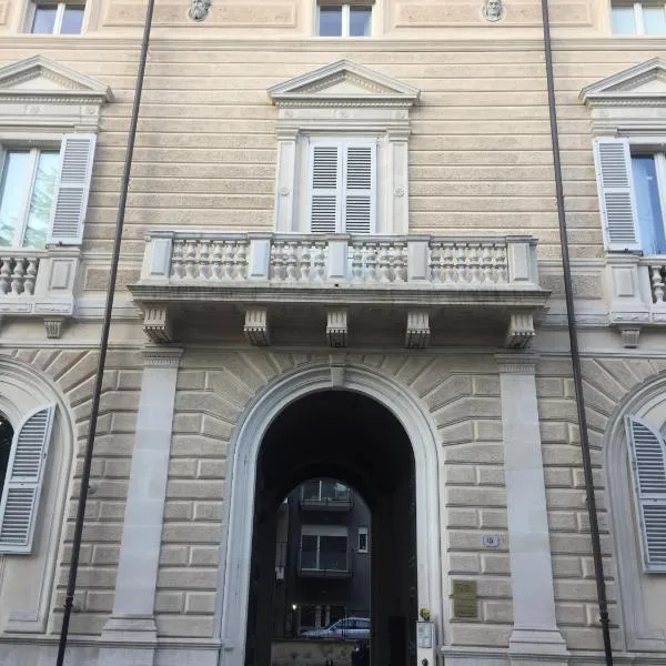 La Casa Di Ago, hotel in LʼAquila