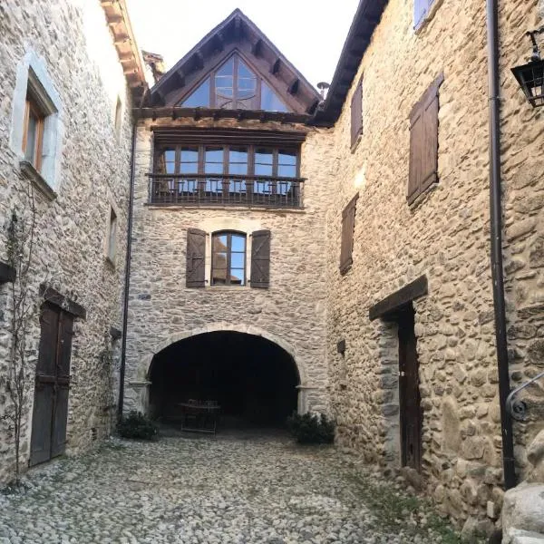 Casa Mingot SXVI Anciles Benasque, hotel en Anciles