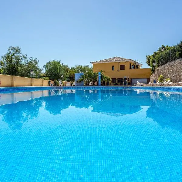 Camping Rural Presa La Viñuela, hotel in Mondrón