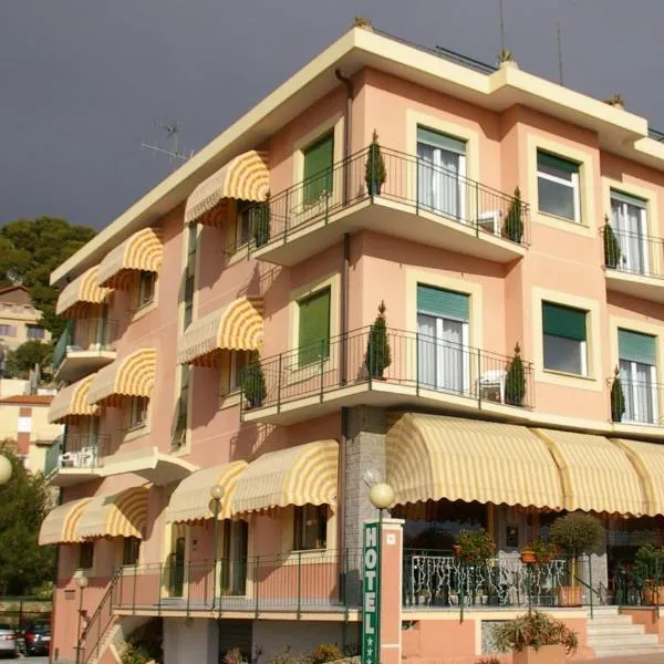 Hotel Garden, Hotel in Marina dʼAndora