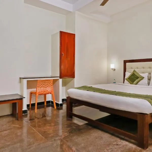 Itsy By Treebo - Prakasam Residency With Roadside View, hôtel à Pondichéry