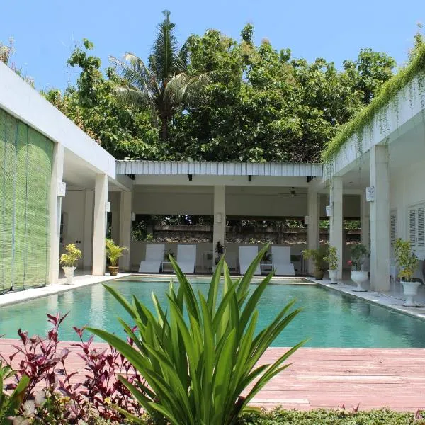 Villa Putih Lovina – hotel w mieście Lovina