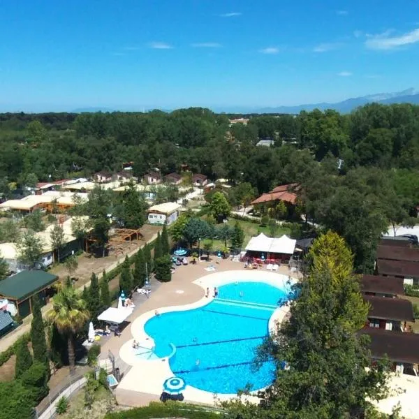 Camping Paradiso, hótel í Chiatri