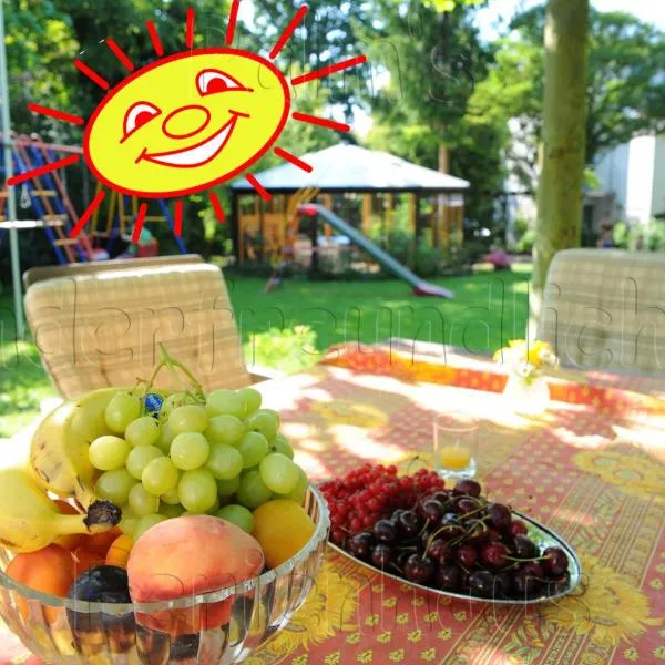 Palms Ferienhaus, hotel v destinaci Klütz