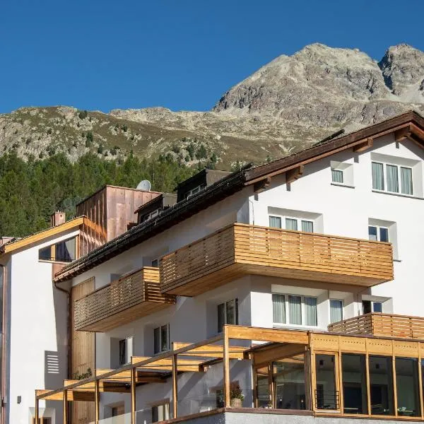 Conrad's Mountain Lodge, hotel v destinaci Silvaplana