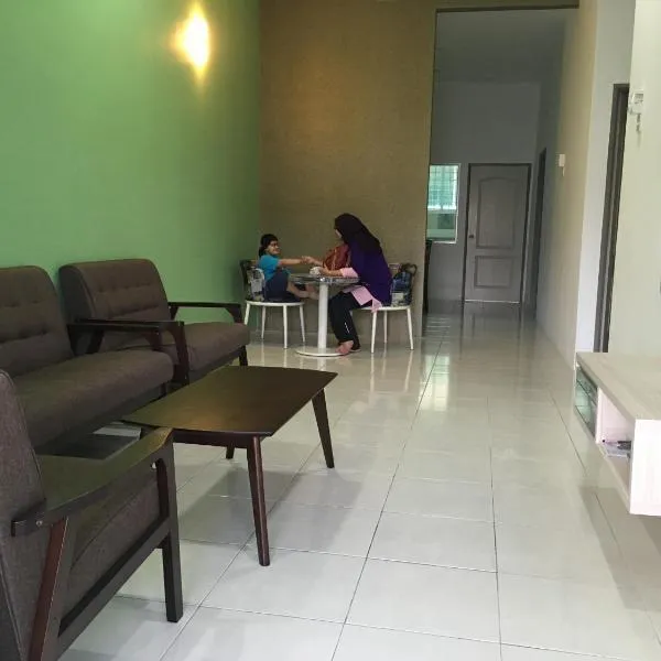 Alish Homestay Tasik Raban, hotel en Kampong Ulu Jepai