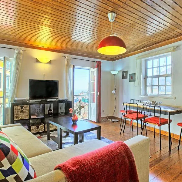 MyPlaceLisbon - Alfama River View Apartment