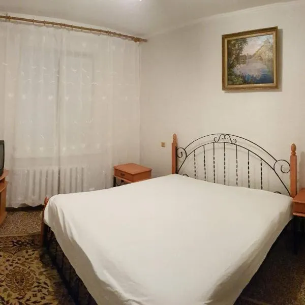 Apartment on Y. Mudroho 44, hotel in Peschanaya