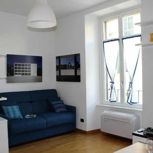 Perfect apartment Como, hotel v destinaci Como