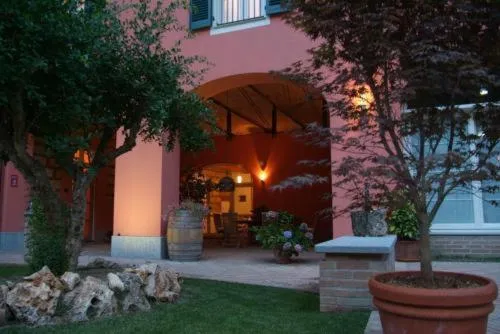 La Locanda del Melograno, hotel in Alfiano Natta