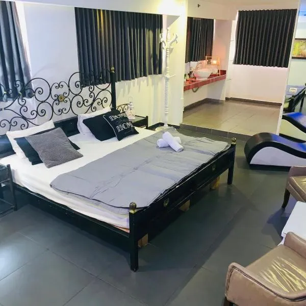 Spat Rooms VIP, hotel sa Petaẖ Tiqwa