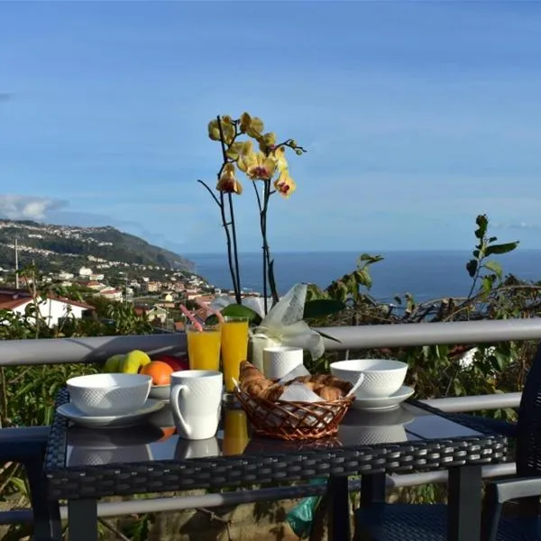 Casa do Avô Ladeira, hotel en Fajã da Ovelha