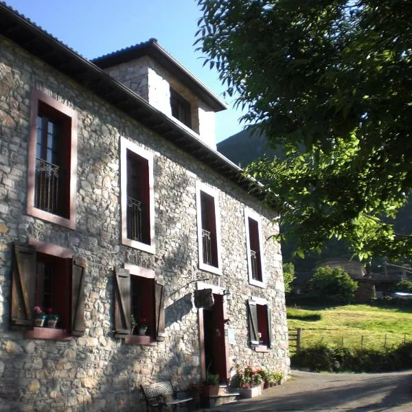 Hotel Rural Genestoso, hotel in Moal