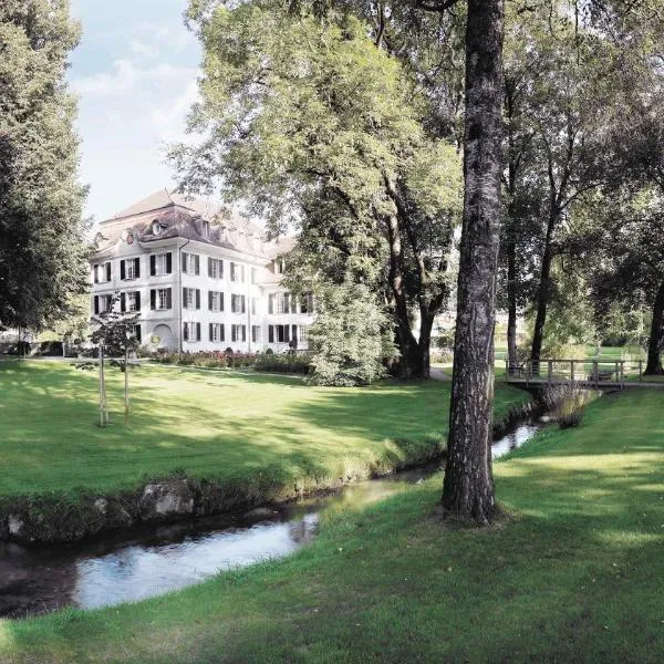 Hotel Schloss Hünigen, hotel en Konolfingen