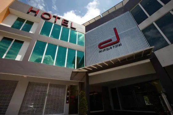 D Boutique Hotel, ξενοδοχείο σε Kampung Dengkil