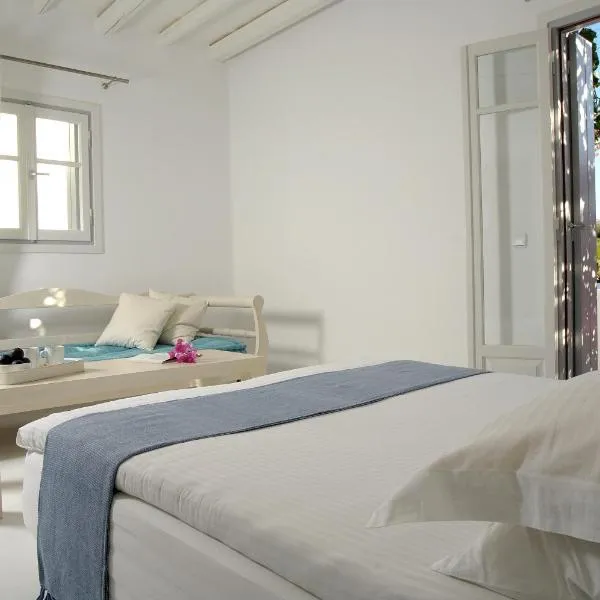 Kapetan Tasos Suites, hotel em Pollonia