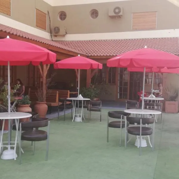 HOTEL CONTINENTAL COSQUIN, khách sạn ở Cosquín