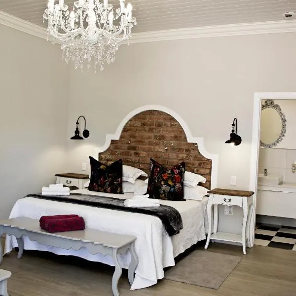 French Karoo Guesthouse, hotel di Beaufort West