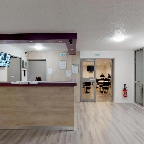 Hôtel du stade ex Kyriad Direct Lille Est Stade Pierre Mauroy, hotel v destinaci Villeneuve d'Ascq