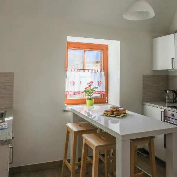 Apartmaji Tina, hôtel à Zgornje Gorje