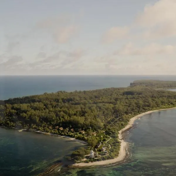 Four Seasons Resort Seychelles at Desroches Island, hotel v destinaci Desroches