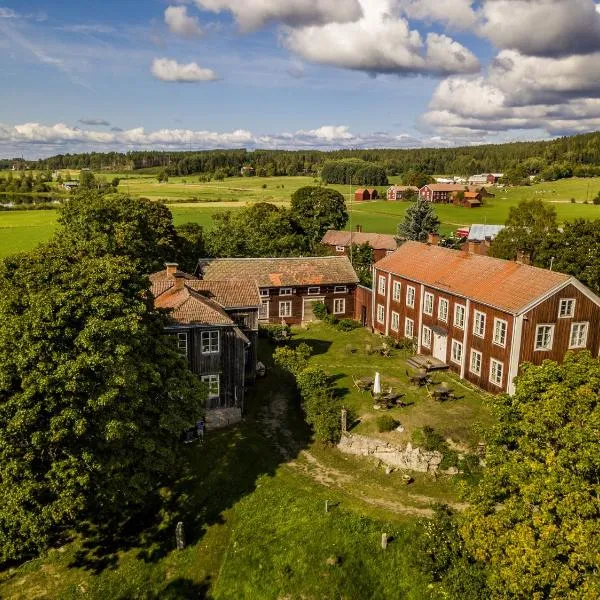 Frägsta Hälsingegård B&B, hotel v destinaci Näsviken