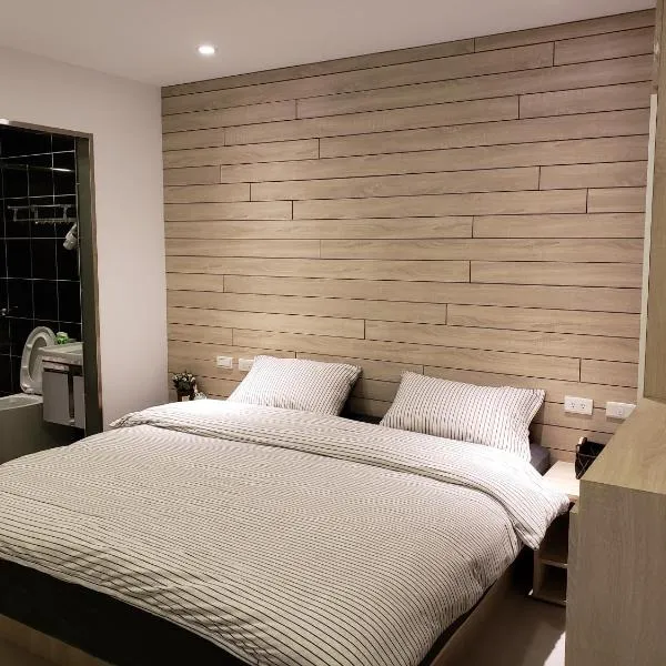 Chingya House, hotel v Beiganu