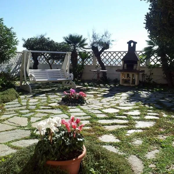 il giardino sul mare B&B, hótel í Riva Ligure