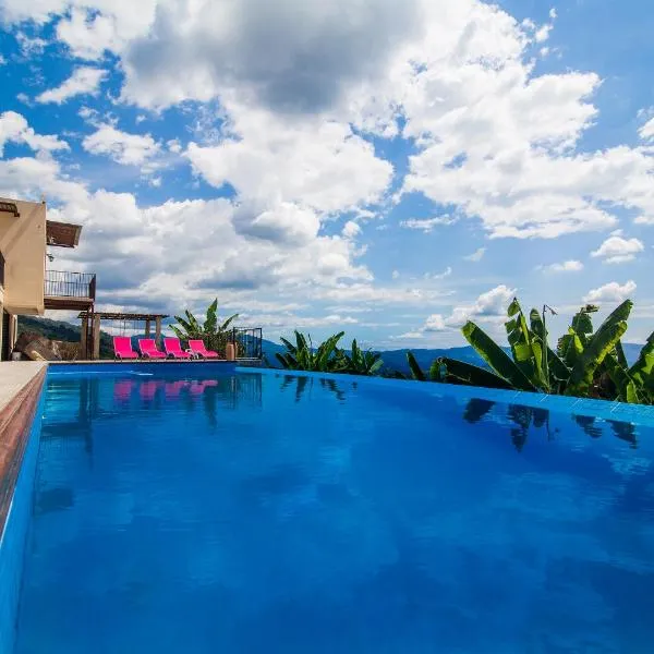 Hotel Casa Portones、San Bernardoのホテル