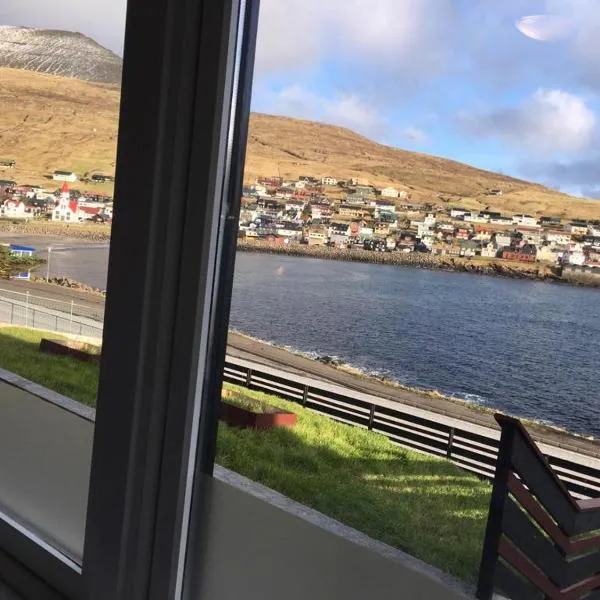 The Atlantic view guest house, Sandavagur, Faroe Islands, hotel in Sørvágur