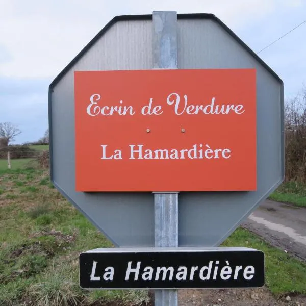 Ecrin de Verdure, מלון בSainte-Suzanne