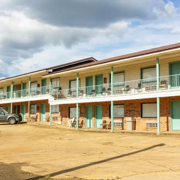 Toledo Town Inn, hotel in Hemphill