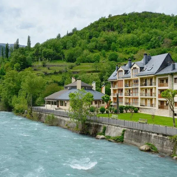 Hotel La Posada, hotel di Torla