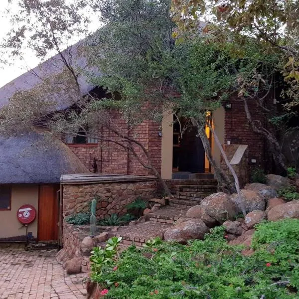 Gecko Lodge and Cottage, Mabalingwe, hotel en Ouklip