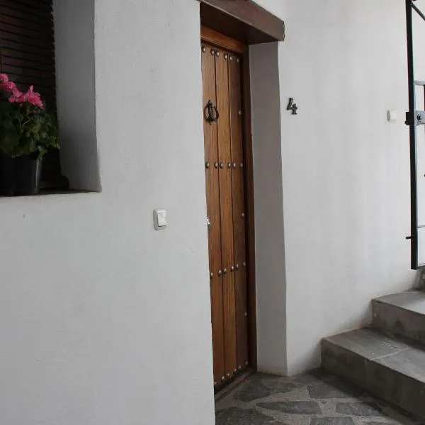 Apartamentos Rurales Rosendo: El Azahar, hotel v destinácii Capileira