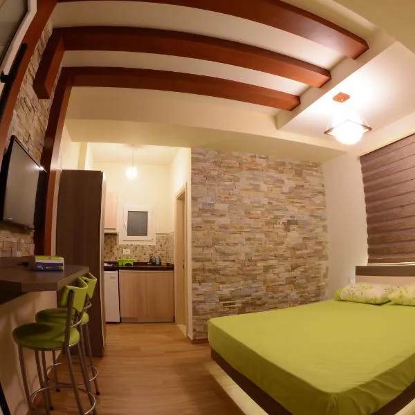 Bauhaus Chalets Apartment, hotel v destinaci Bšarré