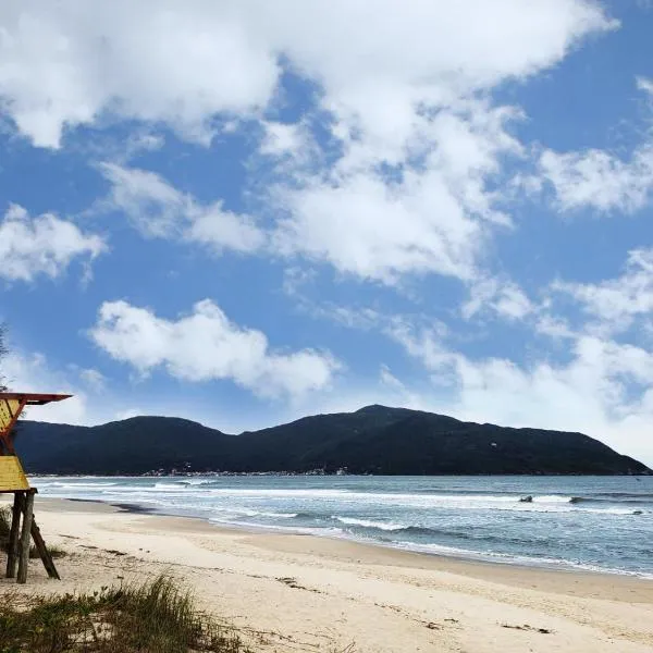 Casa Florianópolis: Praia - Sul da Ilha, ξενοδοχείο σε Pantano do Sul