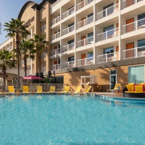 DoubleTree by Hilton Galveston Beach، فندق في جالفيستون