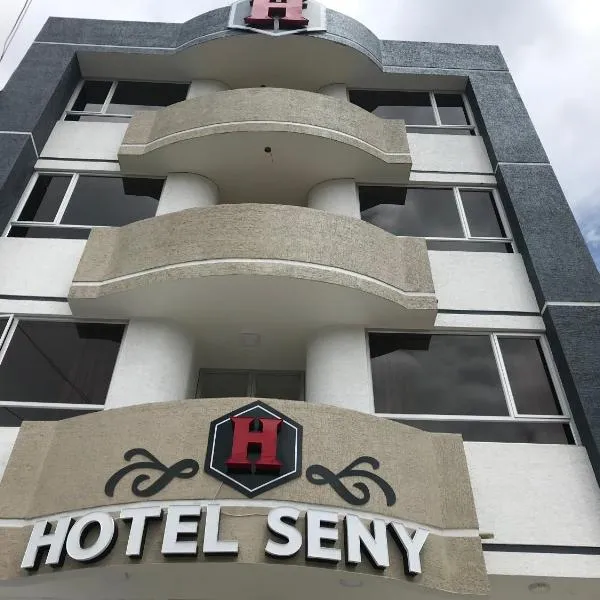 Hotel Seny, hotel en Salasaca