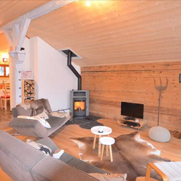 Chalet Rouge Coeur, hotel en Fenalet Sur Bex