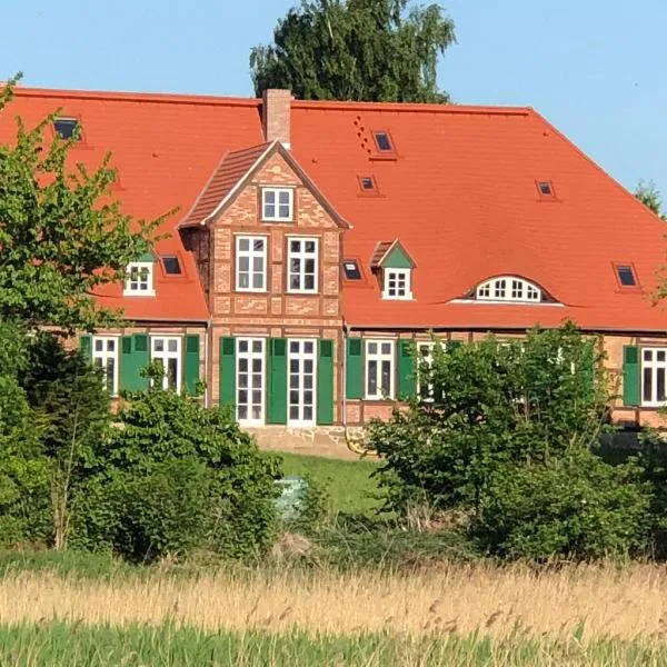 Gutshaus Redentin, hotel en Boiensdorf