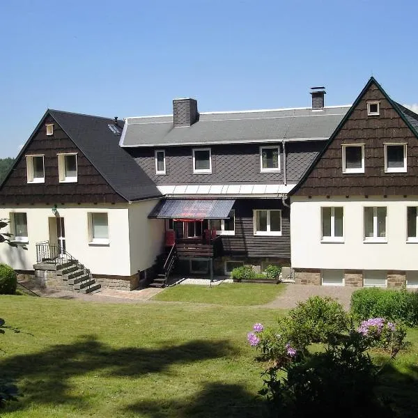 Ferienwohnung Goldene Höhe, hotel v destinaci Rechenberg-Bienenmühle
