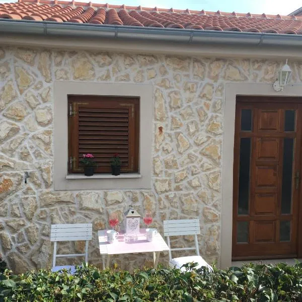 Croatian Home Apartments, hotel v destinaci Zadar